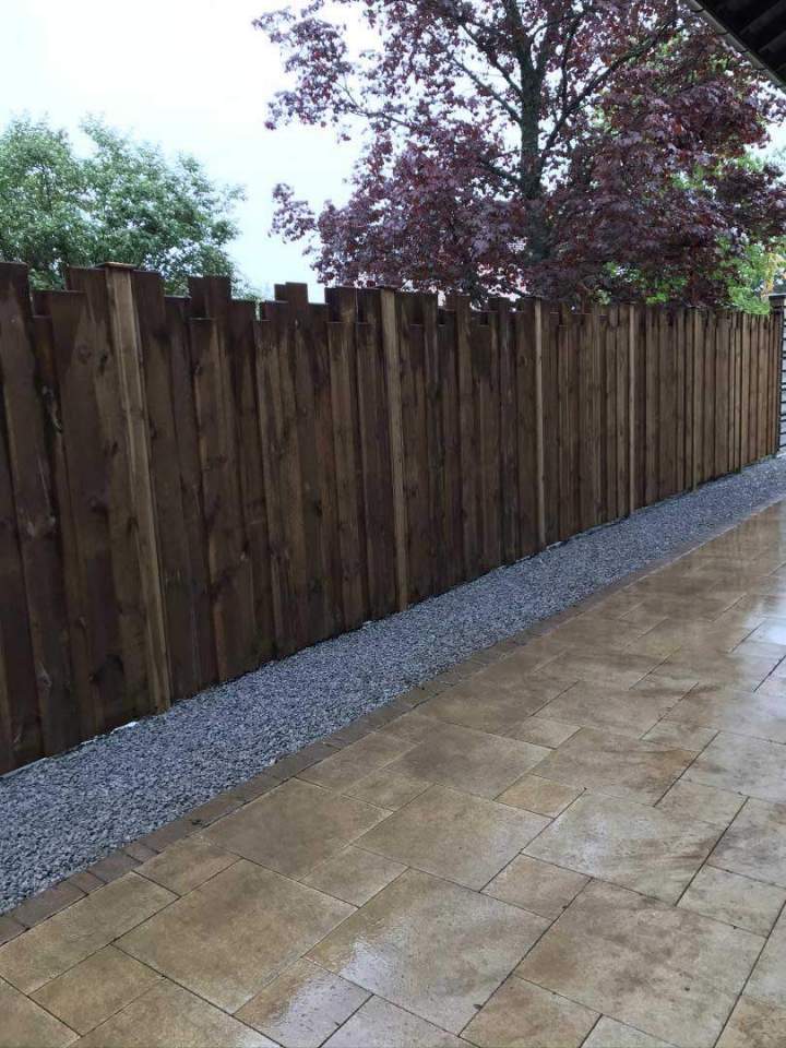 Pose de clôtures résistantes et durables à Pugey